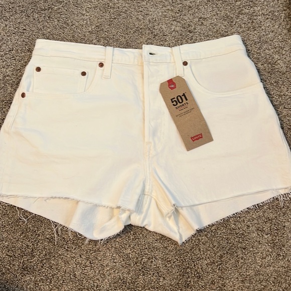 Levi's Pants - Levi Jean shorts